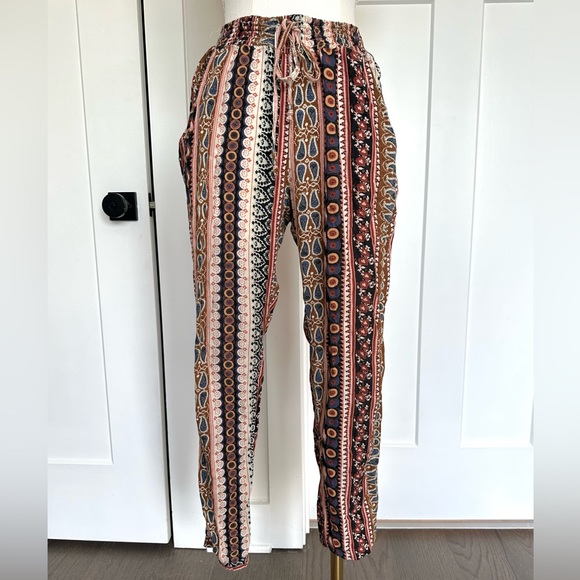 American Eagle Lightweight Patterned Joggers | Size S - Picture 3 of 8